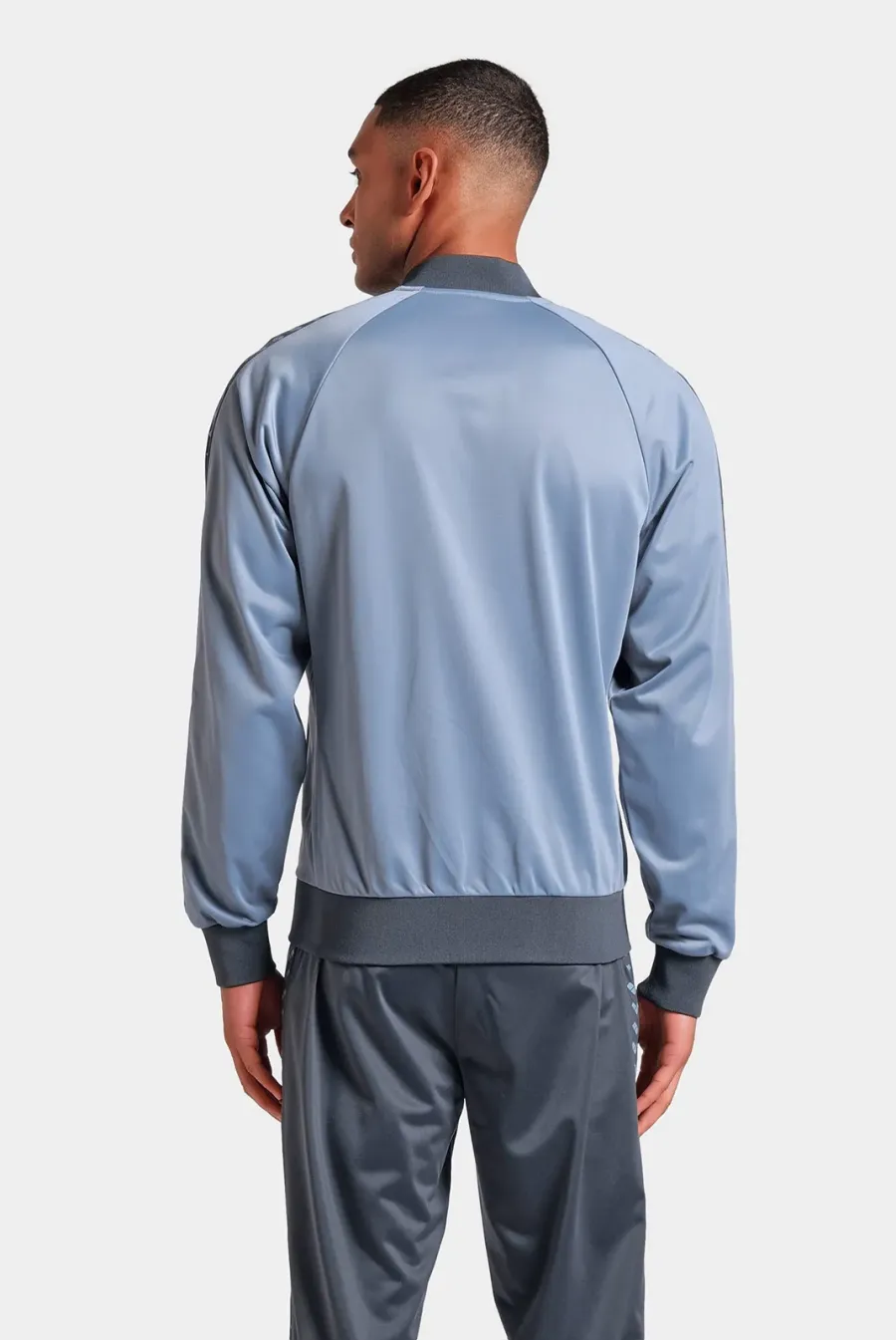 Реглан Arena Relax Iv Team Jacket 002723-550