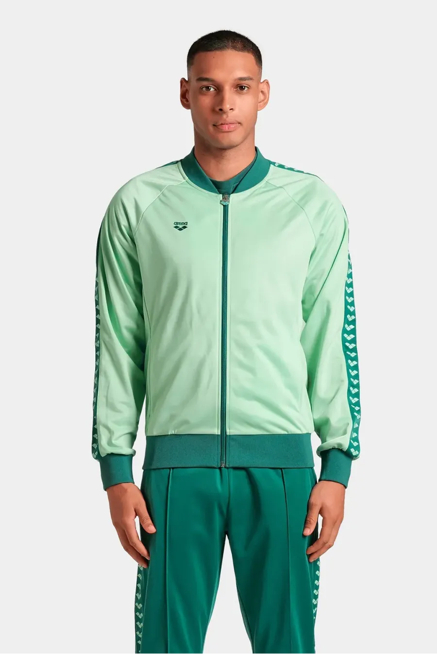 Реглан Arena Relax Iv Team Jacket 002723-662