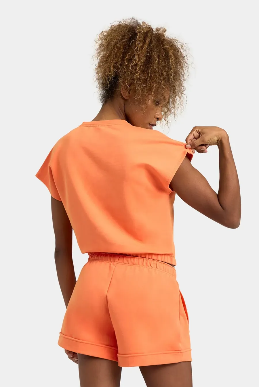 Футболка Arena Icons Crop Tee 006233-300