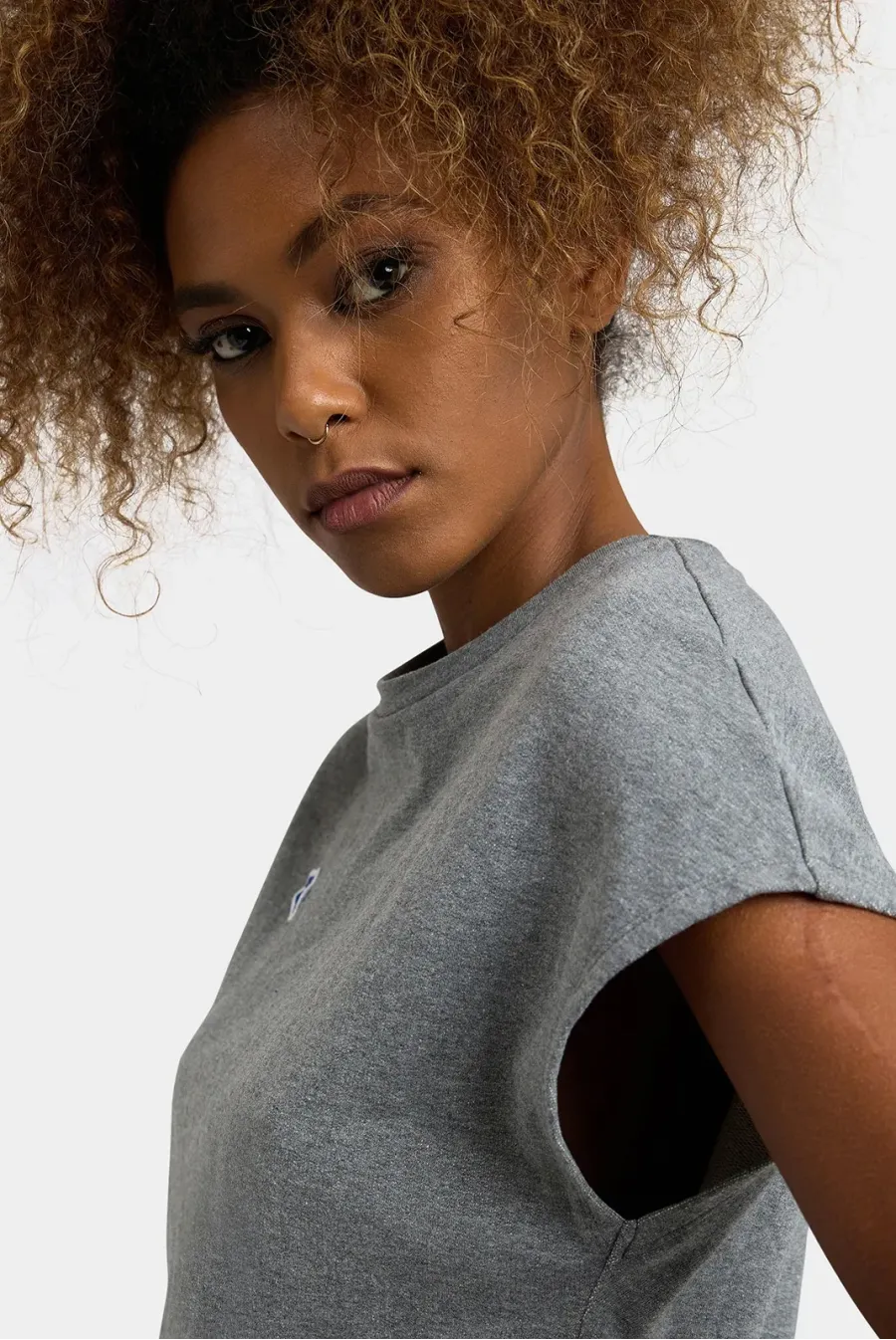 Футболка Arena Icons Crop Tee 006233-521