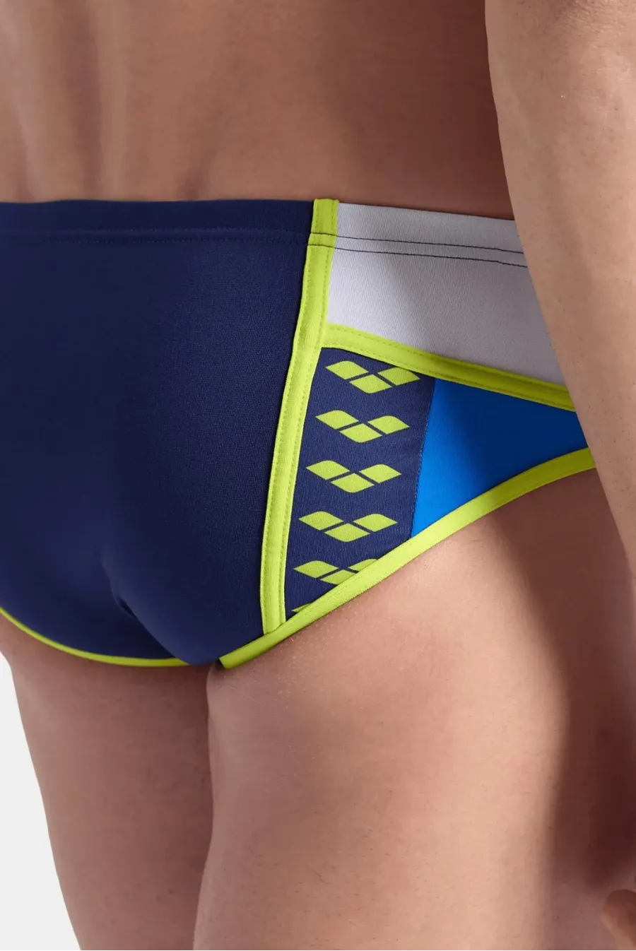 Плавки Arena Icons Swim Briefs Panel 006753-871