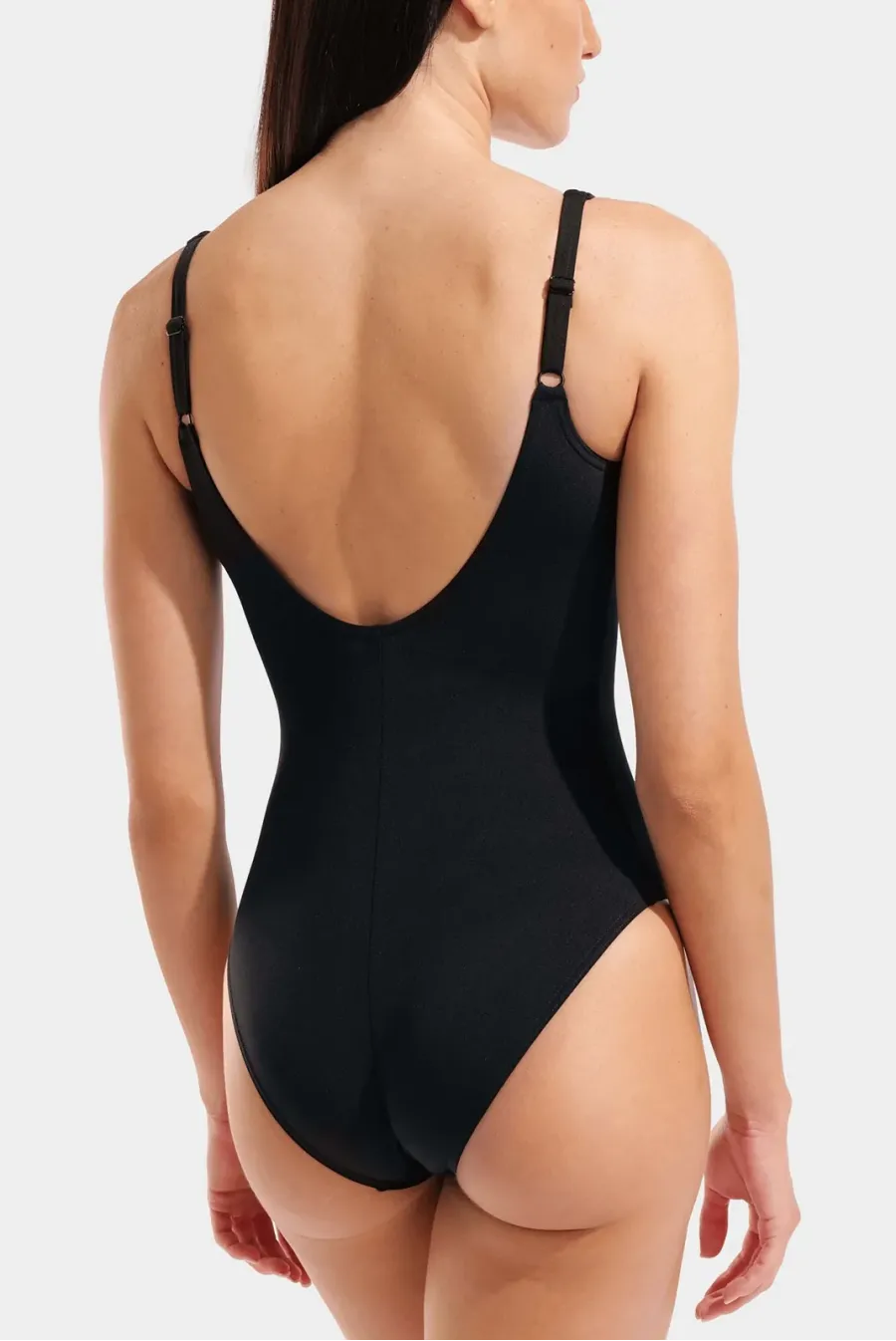 Купальник Arena Swimsuit Victoria U Back Solid 008868-505