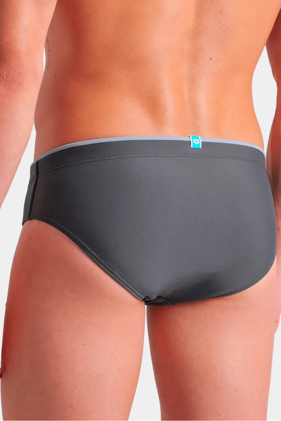 Плавки Arena Solid Swim Briefs 008886-550
