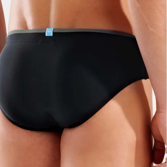 Плавки Arena Solid Swim Briefs 008886-560