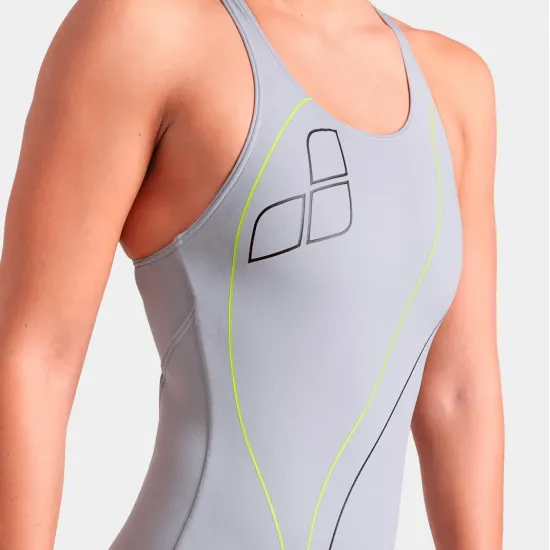 Купальник Arena Trail Swimsuit V Back 009022-520