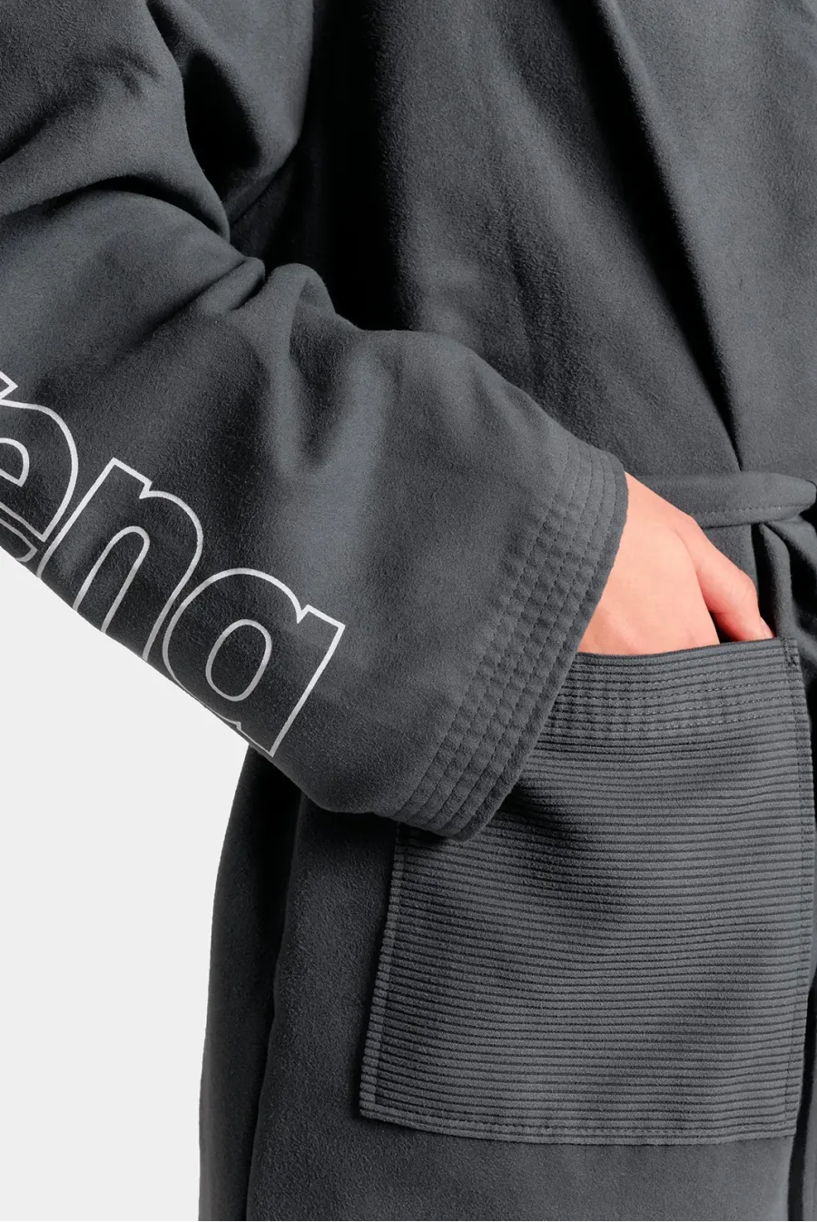 Халат Arena Zeal Robe 009032-510