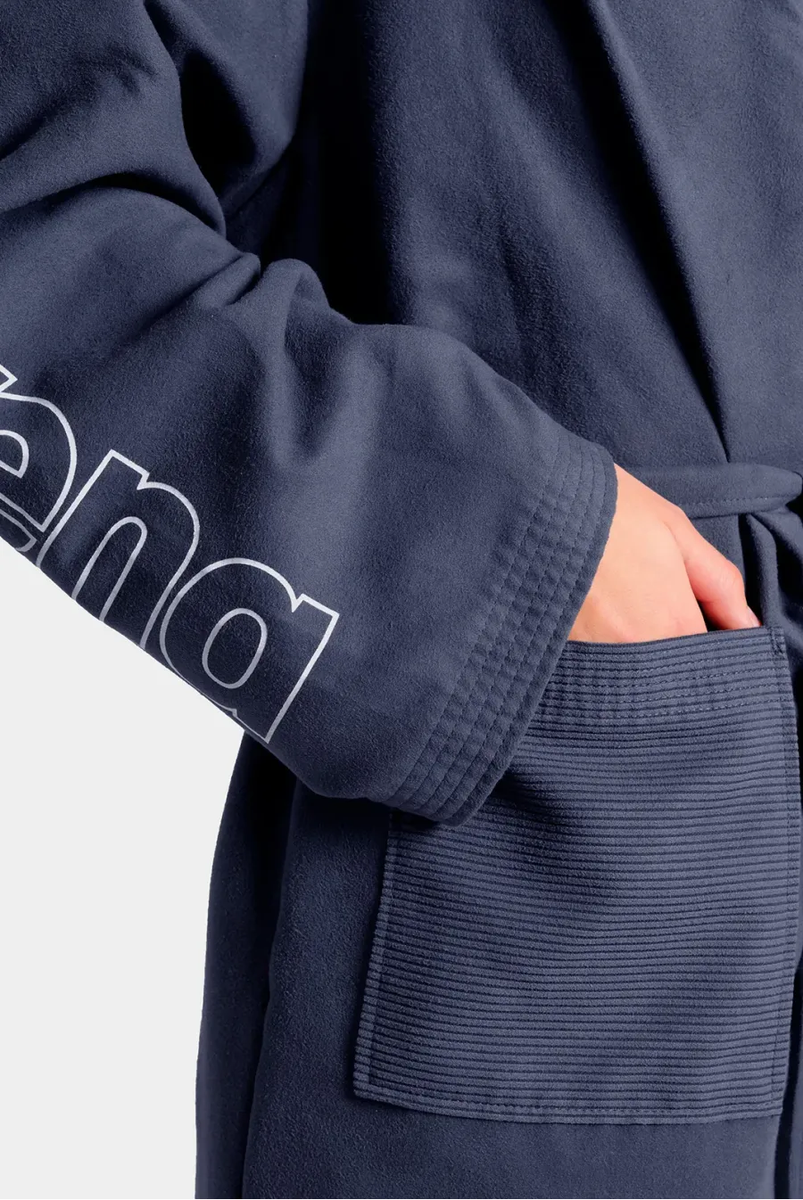 Халат Arena Zeal Robe 009032-710