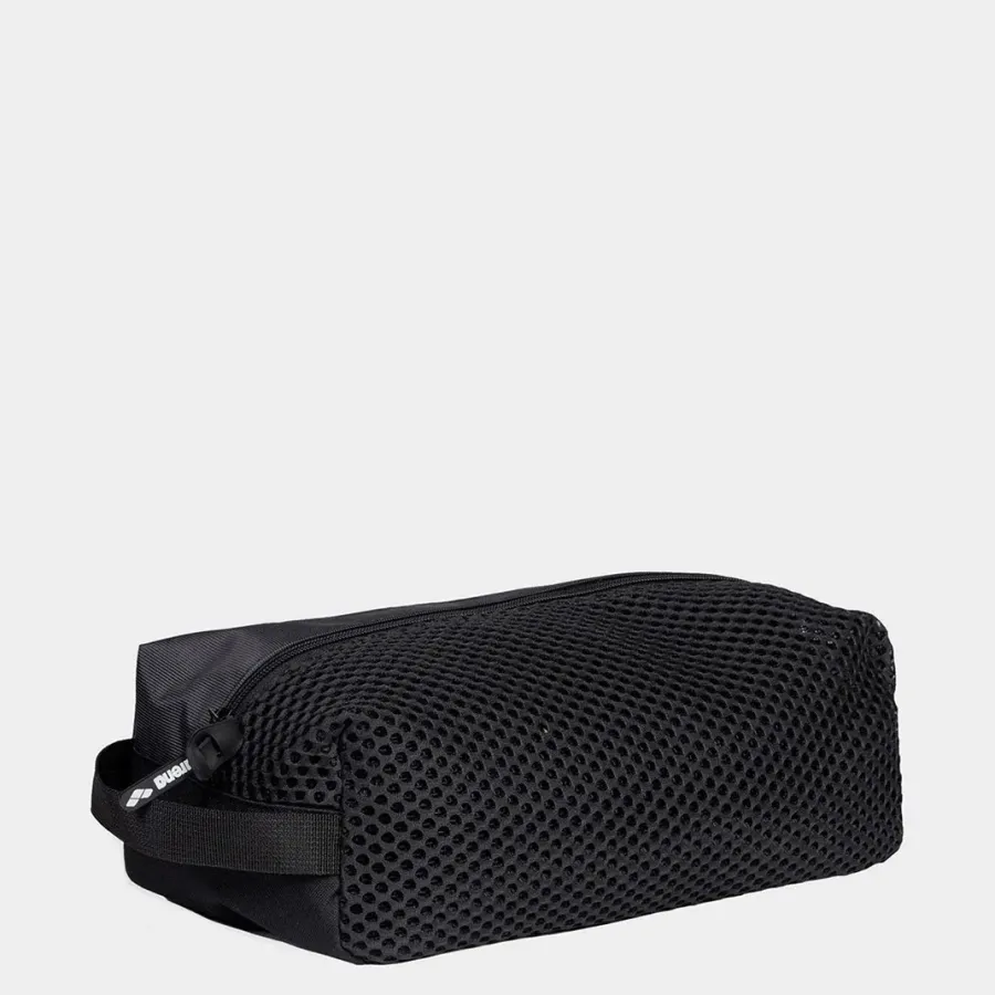 Сумка Arena One Go Pocket Bag 010242-100
