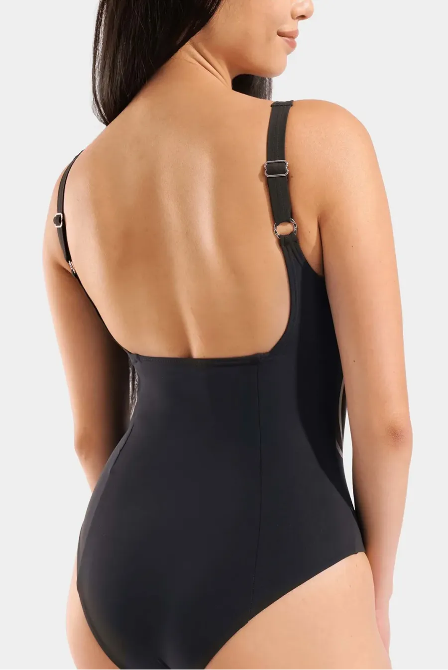 Купальник Arena Swimsuit Lili Squared Back 010844-500