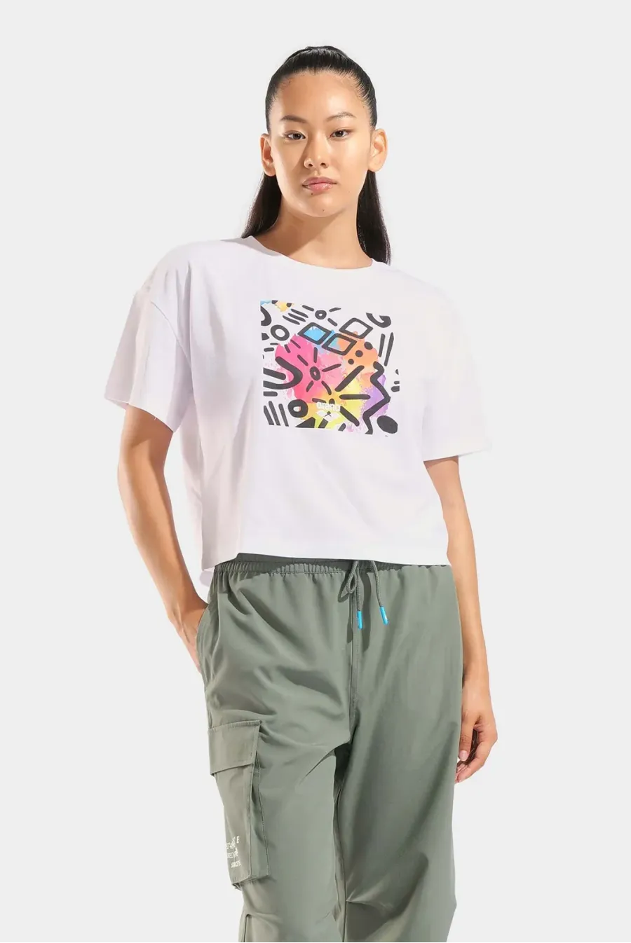 Футболка Arena Graffiti Crop Tee 010975-100