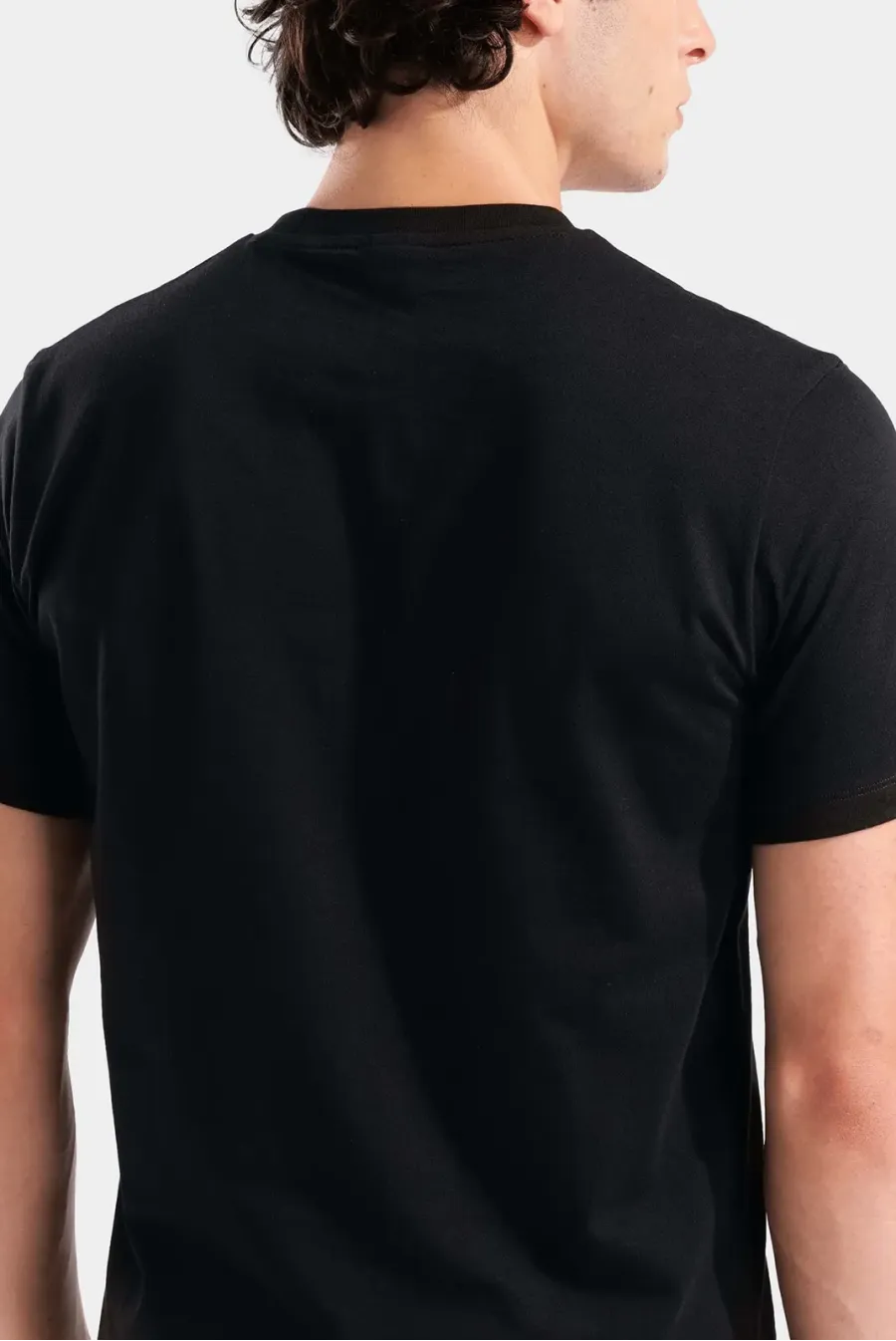 Футболка Arena Graphic T-shirt 010999-500