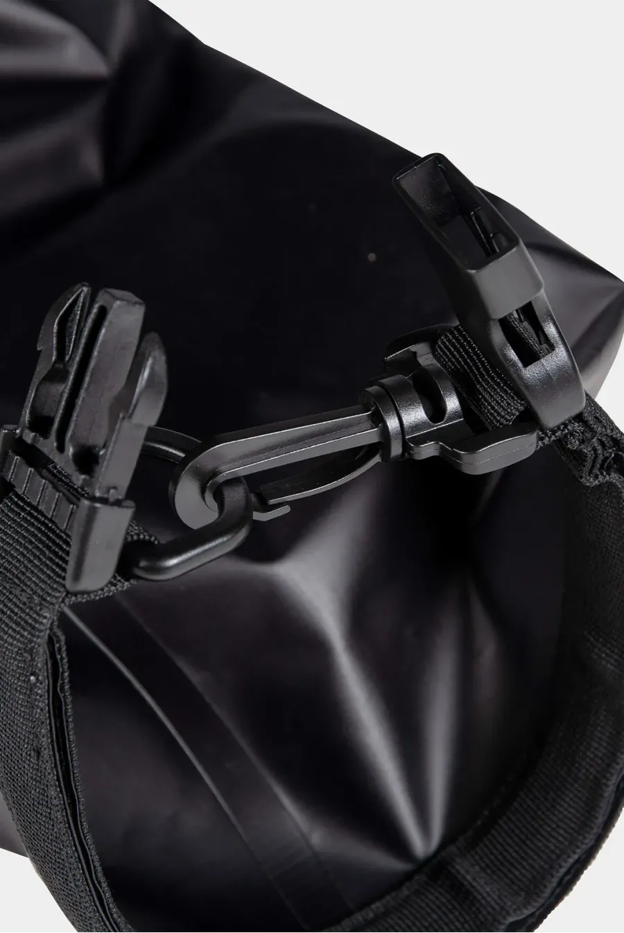 Сумка Arena Drybag 5lt 011410-100