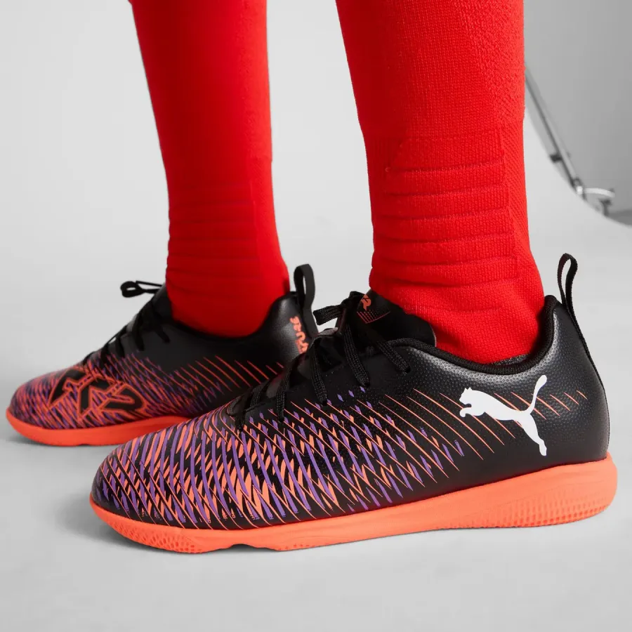 Футзалки Puma Future 8 Play IT 108397-01
