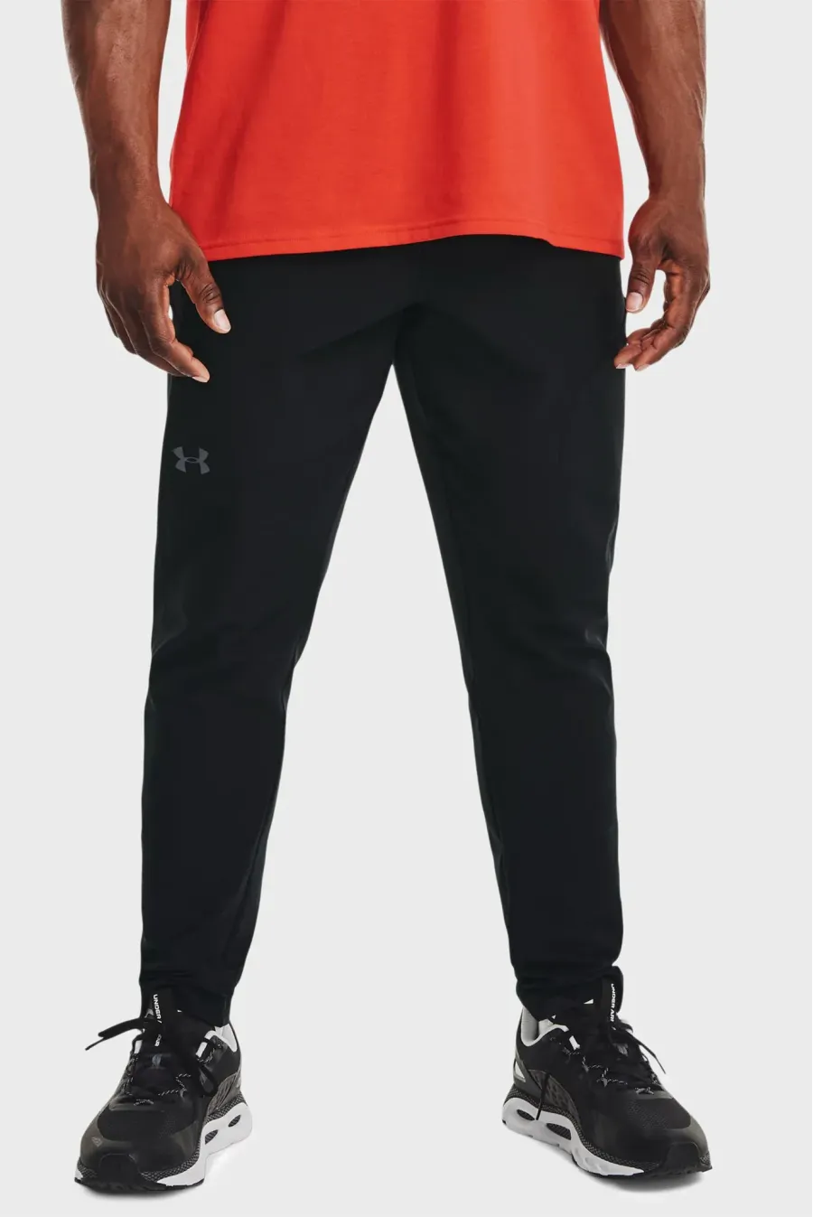 Штани Under Armour Stretch Woven Utility Tapered 1352028-001