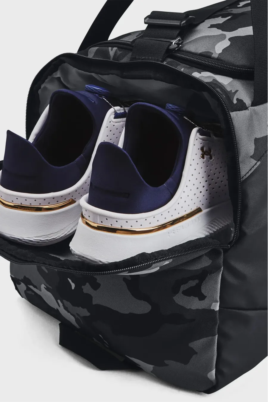 Сумка Under Armour Undeniable 5.0 Medium Duffle 1369223-009
