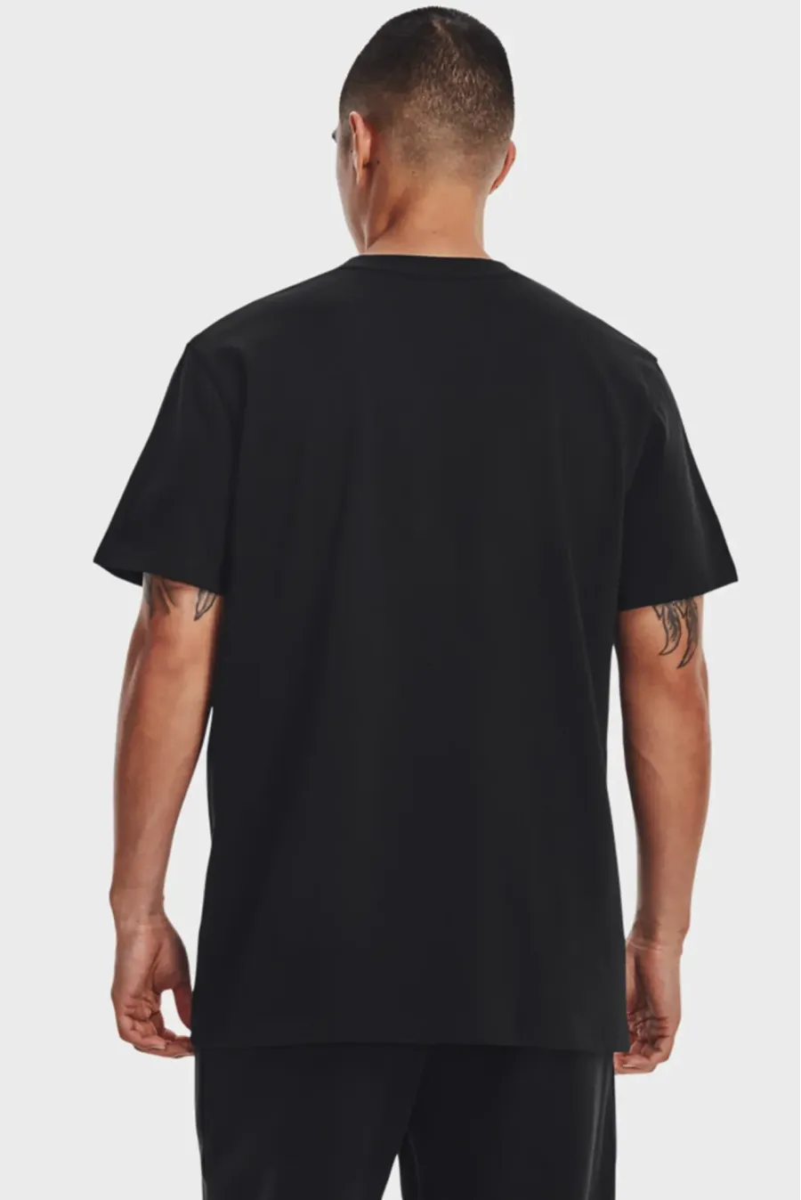 Футболка Under Armour Logo Embroidered Heavyweight 1373997-001