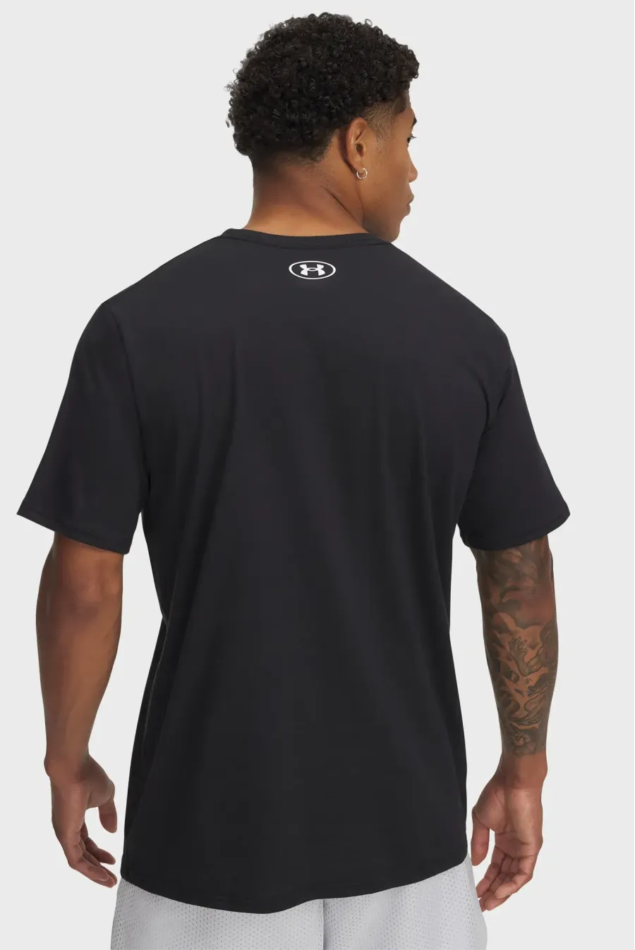 Футболка Under Armour Camo Chest Stripe 1376830-002