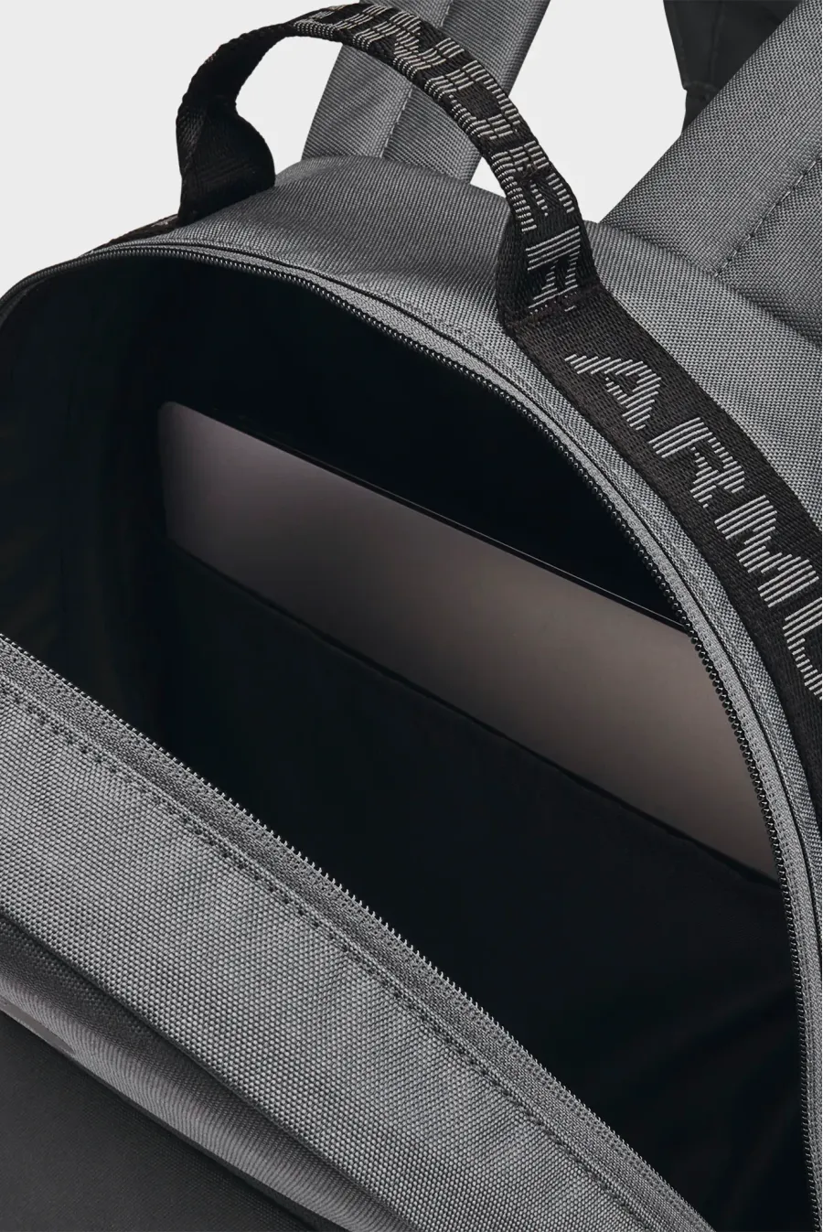Рюкзак Under Armour Loudon 1378415-025