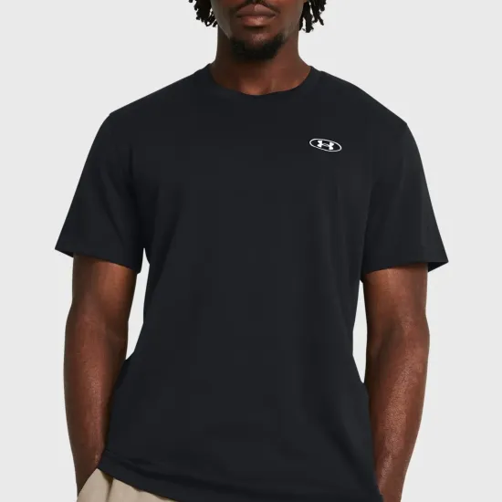 Футболка Under Armour HeatGear Loose Fit Chest Patch 1382902-001