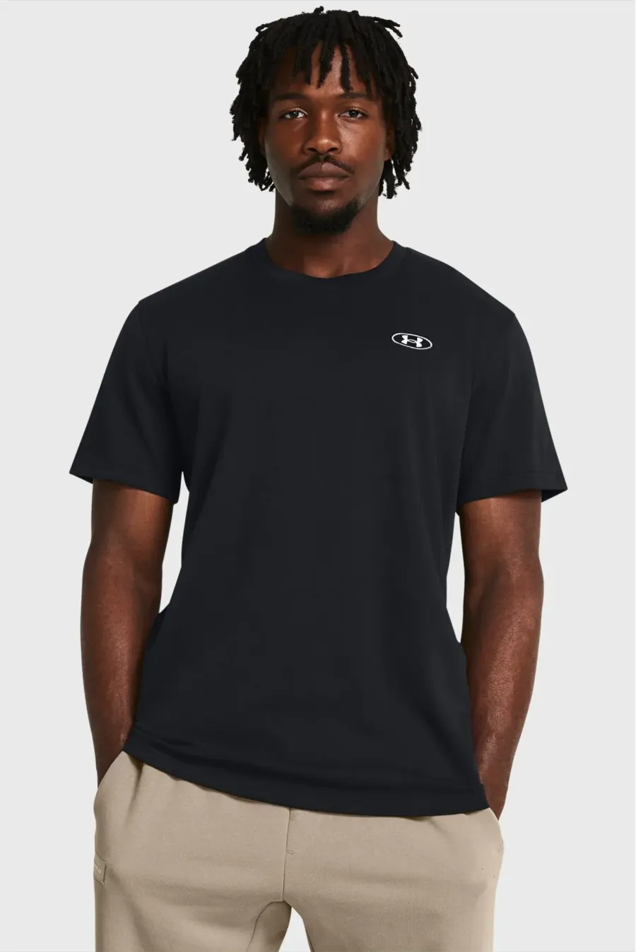 Футболка Under Armour HeatGear Loose Fit Chest Patch 1382902-001