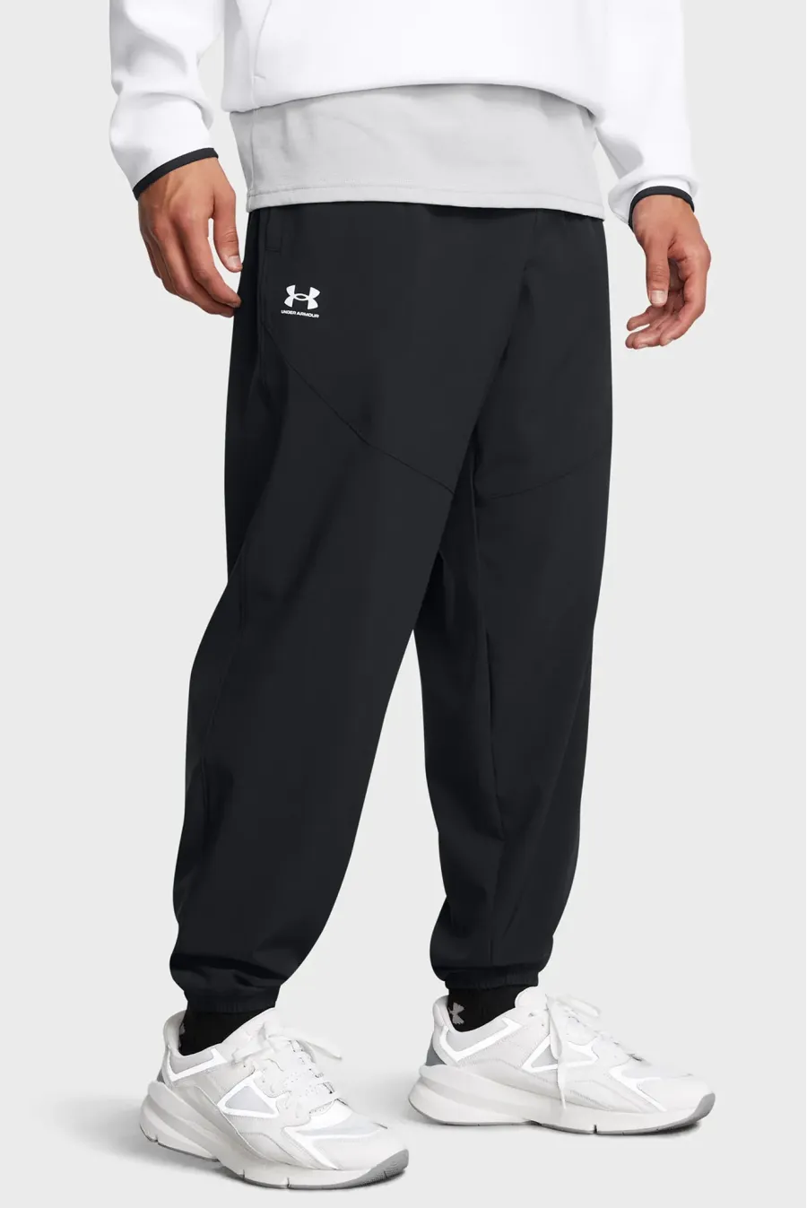 Штани Under Armour Vibe Woven 1386557-001