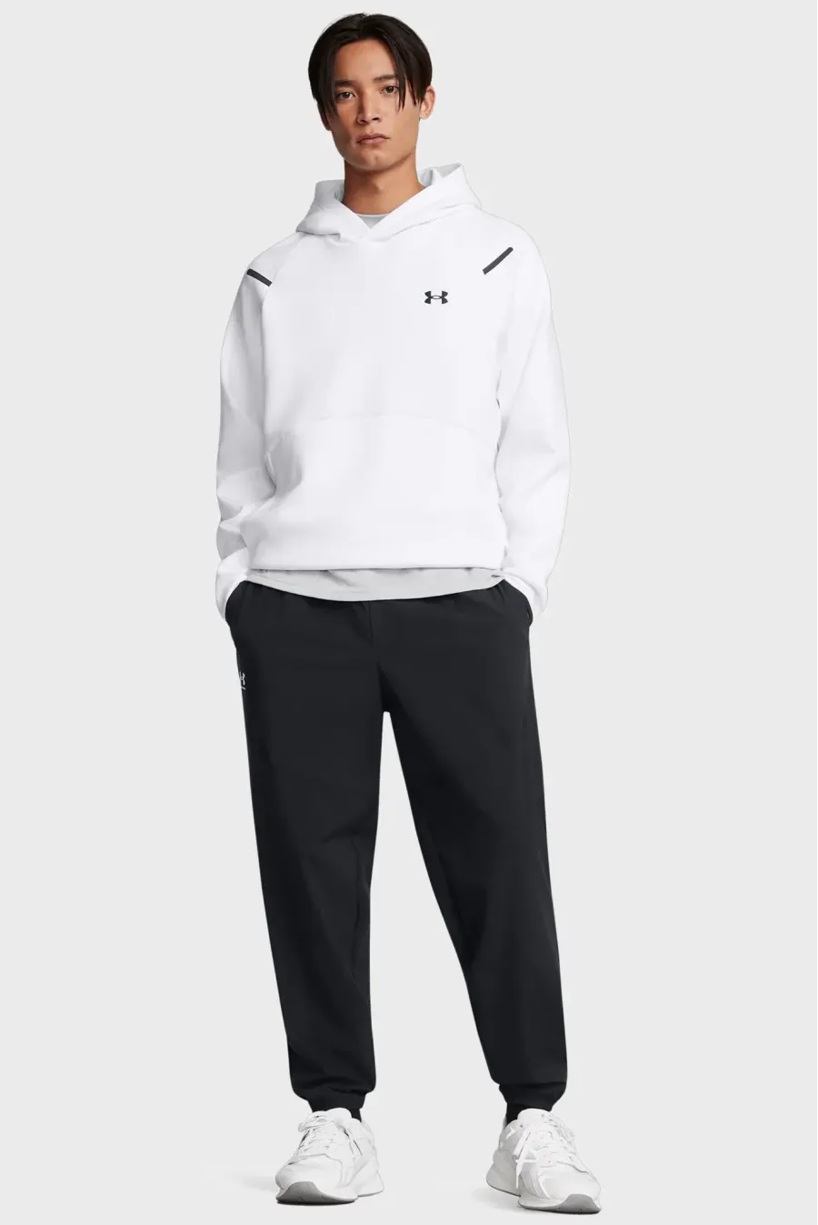 Штани Under Armour Vibe Woven 1386557-001
