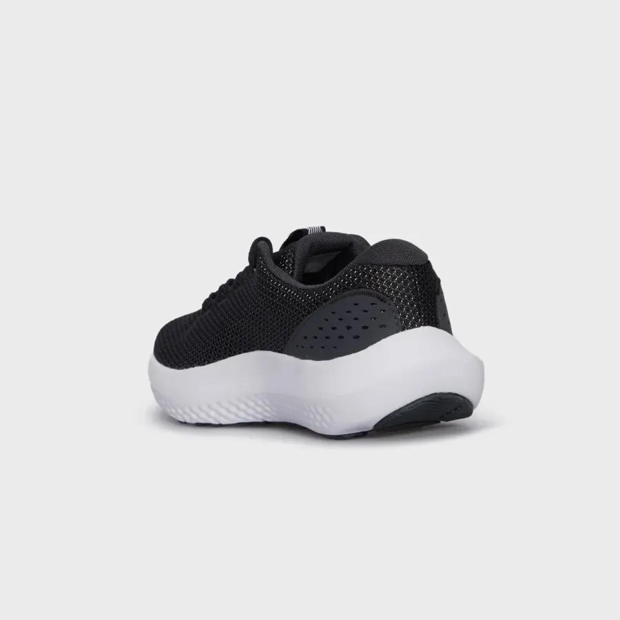 Кросівки Under Armour Surge 4 3027007-001
