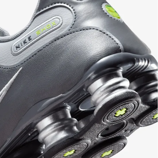 Кросівки Nike Shox NZ 378341-009
