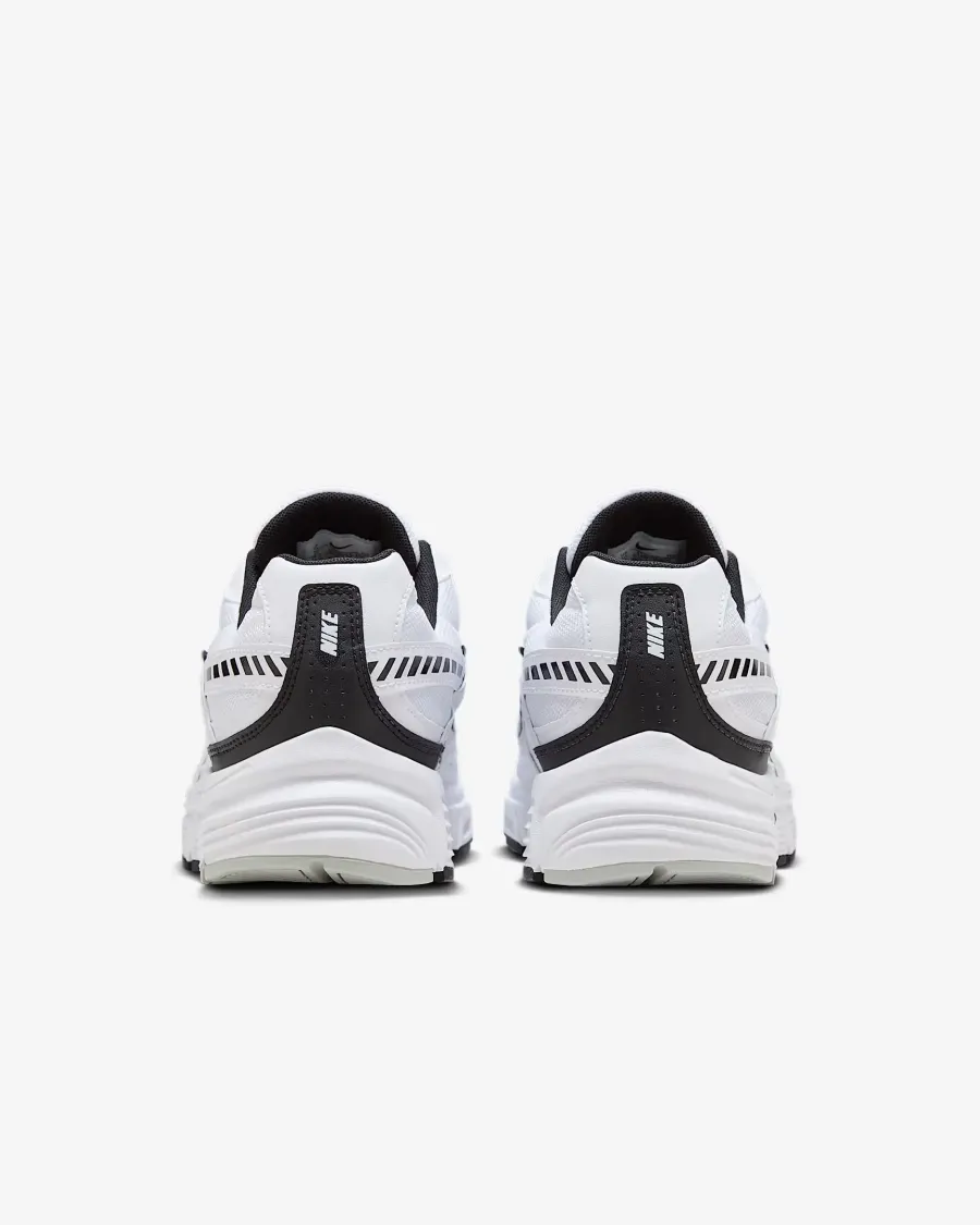 Кросівки Nike Initiator 394055-100