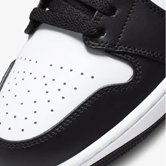 Кросівки Nike Air Jordan 1 Low 553558-040