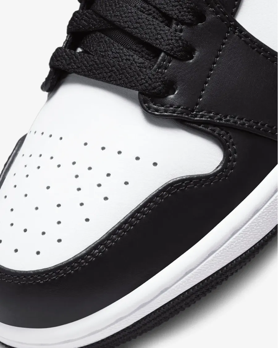 Кросівки Nike Air Jordan 1 Low 553558-040