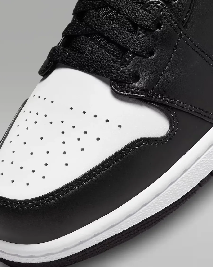 Кросівки Nike Air Jordan 1 Low 553558-063
