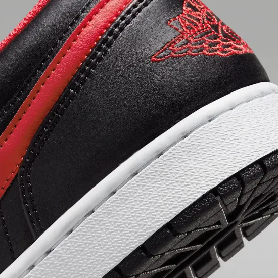 Кросівки Nike Air Jordan 1 Low 553558-063