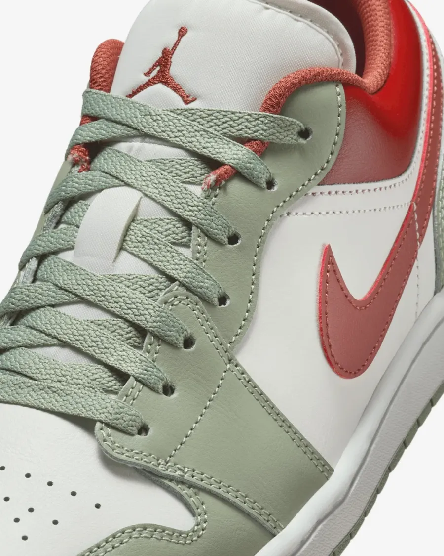 Кросівки Nike Air Jordan 1 Low 553558-133