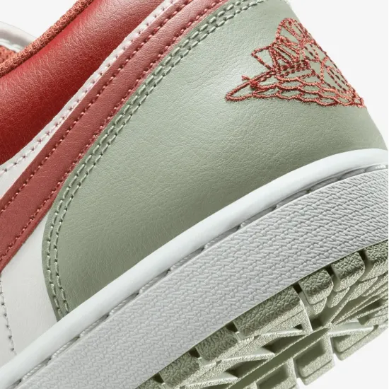 Кросівки Nike Air Jordan 1 Low 553558-133
