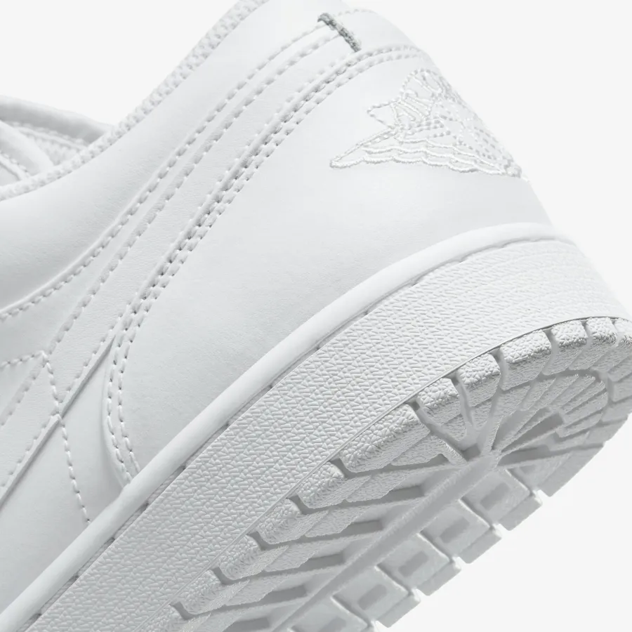 Кросівки Nike Air Jordan 1 Low 553558-136