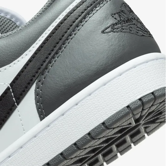 Кросівки Nike Air Jordan 1 Low 553558-152