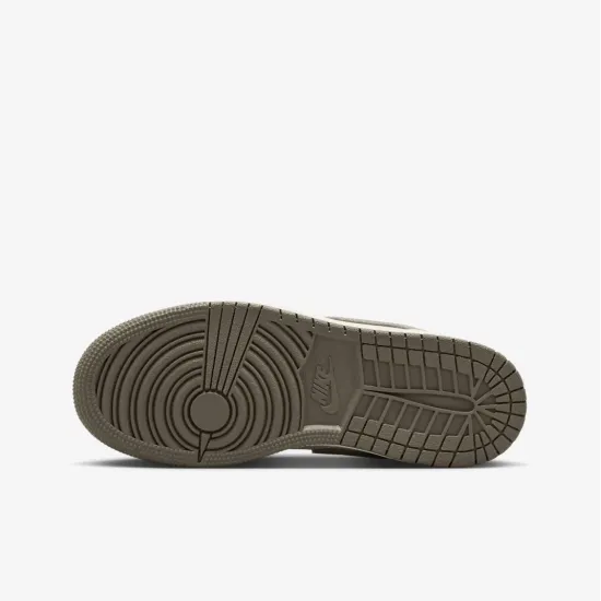 Кросівки Nike Air Jordan 1 Low 553560-026