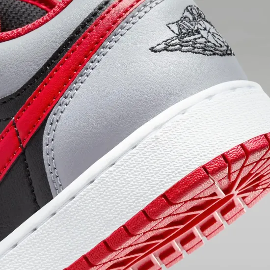 Кросівки Nike Air Jordan 1 Low 553560-060