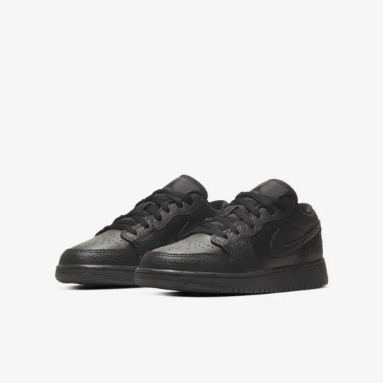 Кросівки Nike Air Jordan 1 Low 553560-091