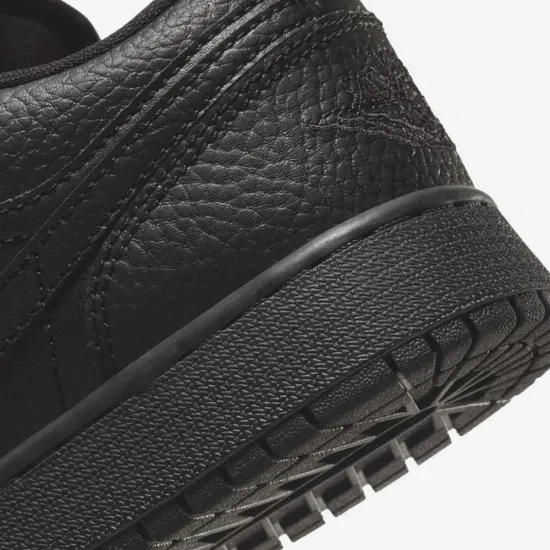 Кросівки Nike Air Jordan 1 Low 553560-091