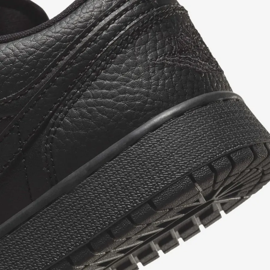 Кросівки Nike Air Jordan 1 Low 553560-091