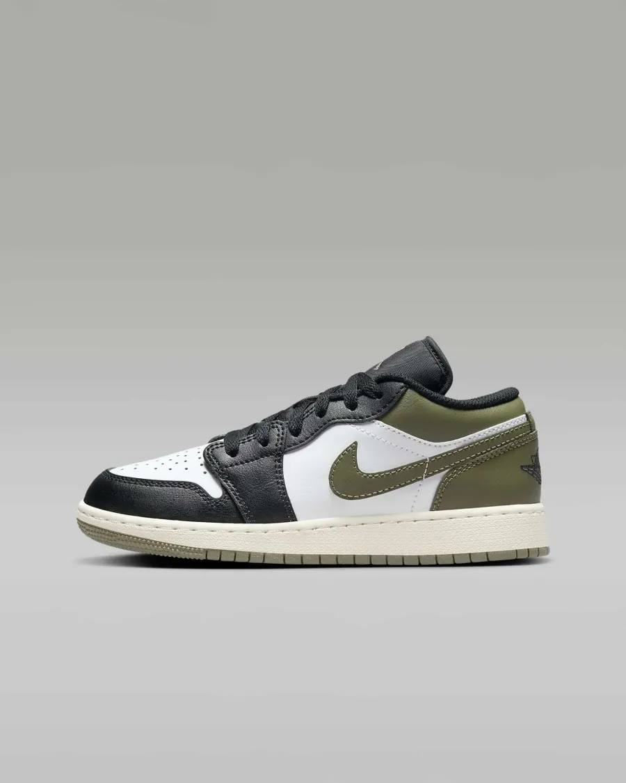 Кросівки Nike Air Jordan 1 Low 553560-092
