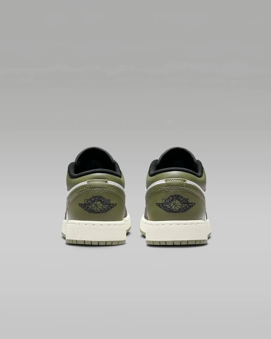 Кросівки Nike Air Jordan 1 Low 553560-092