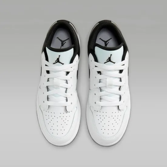 Кросівки Nike Air Jordan 1 Low 553560-132