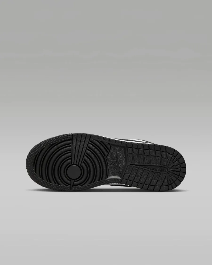 Кросівки Nike Air Jordan 1 Low 553560-132