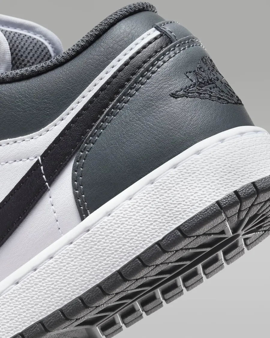 Кросівки Nike Air Jordan 1 Low 553560-152