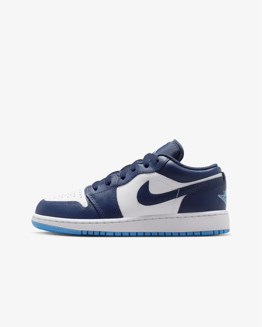 Кросівки Nike Air Jordan 1 Low 553560-404