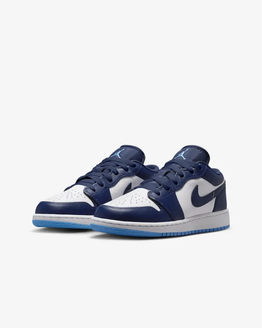 Кросівки Nike Air Jordan 1 Low 553560-404