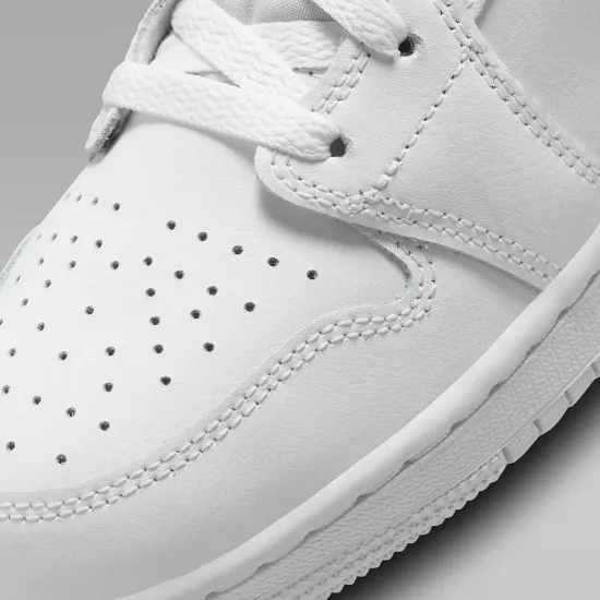 Кросівки Nike Air Jordan 1 Mid 554725-136
